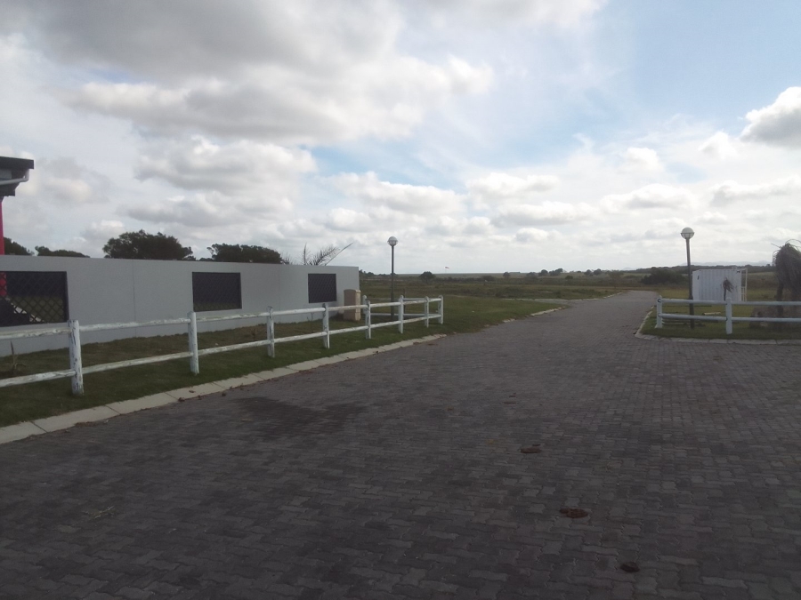 Commercial Property for Sale in Paradise Beach Eastern Cape
